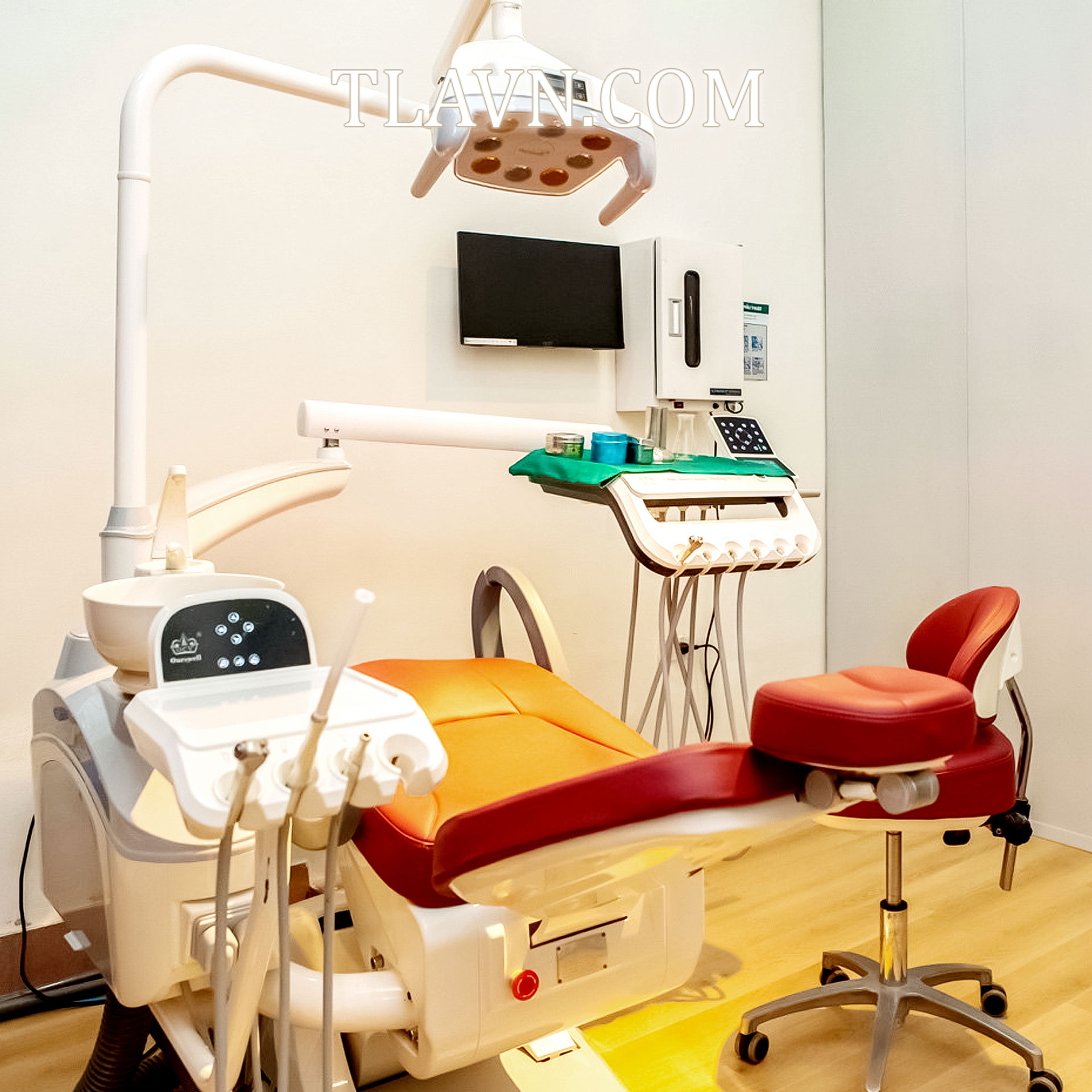 Cắm Trụ Implant Thẩm Mỹ tại Nha Khoa Quốc Tế Đông Đô